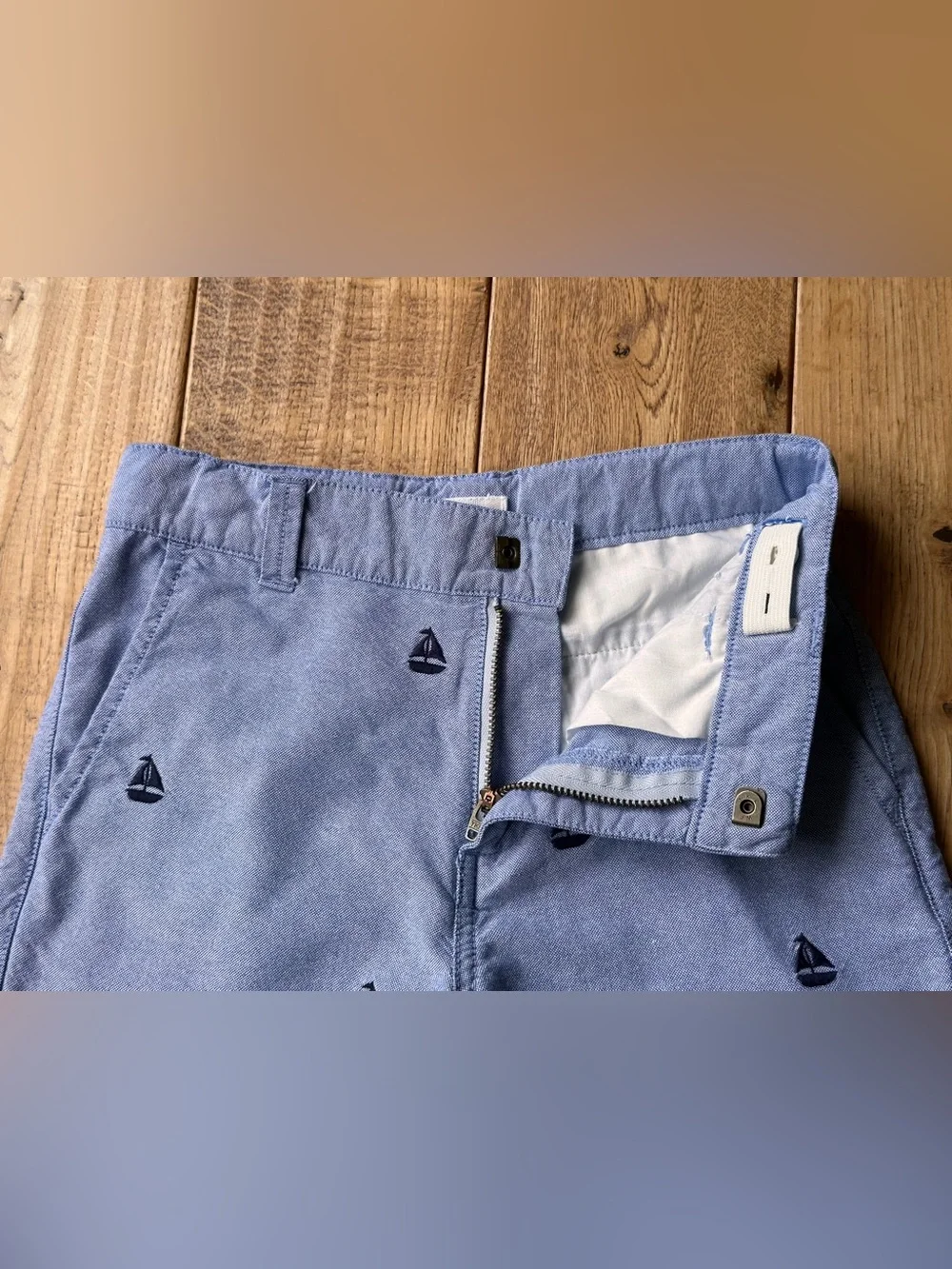 Gymboree Prep Fit Embroidered Sailboats Chambray Shorts size 7
